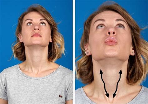 Hilangkan lemak dagu lipat dengan menjulurkan lidah. 4 Tips Mudah Cara Untuk Hilangkan Double Chin