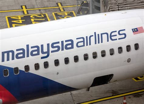 This program is for individuals with the unrestricted right to live and work in malaysia. MH370 Pilot Was NOT In Control When Plane Crashed, Claims ...