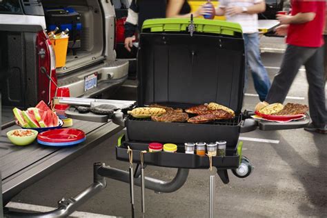 Portable Tailgating Grill Brings Swing To The Game Outdoor Patio Ideas