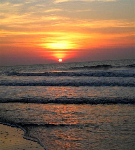 Sunrise At Myrtle Beach Sc Vacation Places Beautiful Beaches Beach