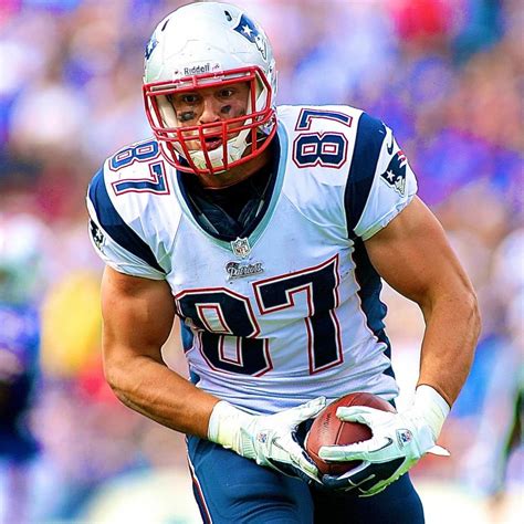 What Rob Gronkowskis Return Means For The Patriots Offense News