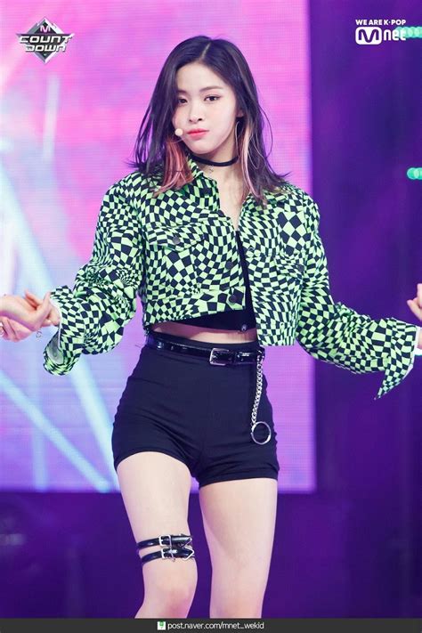 Here Are Itzy Ryujins Top 12 Most Gorgeous Stage Outfits Koreaboo
