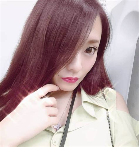 愛沢さらさんのインスタグラム写真 愛沢さらinstagram「赤髪フィルター ️ 」9月28日 20時08分 Saraaizawa