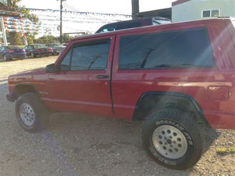 Similar searches jeep cherokee sport 2 door Sell used 1991 Jeep Cherokee Base Sport Utility 2-Door 4 ...