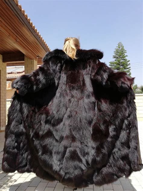 Pin By Charlie Mouwer On Roxana Wonderful Fur World Fur Coats Women Fur Fashion Fur