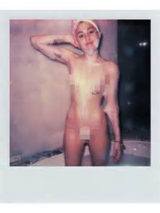 Miley Cyrus Goes Nude Again In Polaroids From Her Bangerz Tour Bangerz Music News Miley