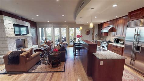 Explore 101 N Spring 202 Aspen Co In 3d House House Tours Home