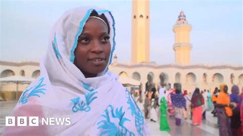 Senegalese Muslims In Magal Pilgrimage To Touba Bbc News