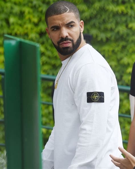Iggy Azalea Style Drake Wallpapers Iphone Wallpapers Drake Fashion