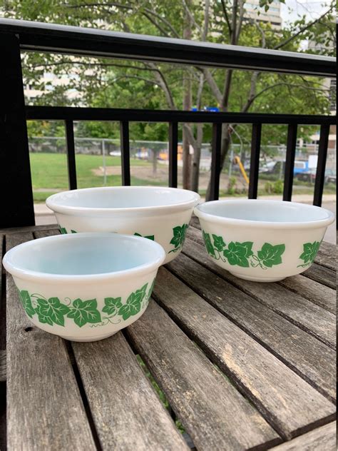 Vintage Hazel Atlas Ivy Milk Glass Bowls Set Of 3 Nesting Etsy