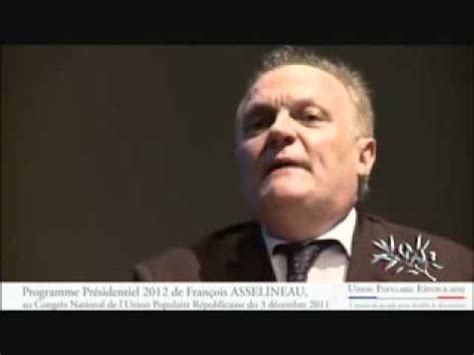 Pendant 33 minutes, le président de l'upr a répondu aux questions de mohand kacioui sur des sujets de politique intérieure et internationale. François Asselineau sur le vote Blanc et l'abstention. - YouTube