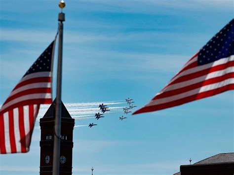 COVID-19: Military jets fly over US cities to salute frontline workers | News-photos - Gulf News