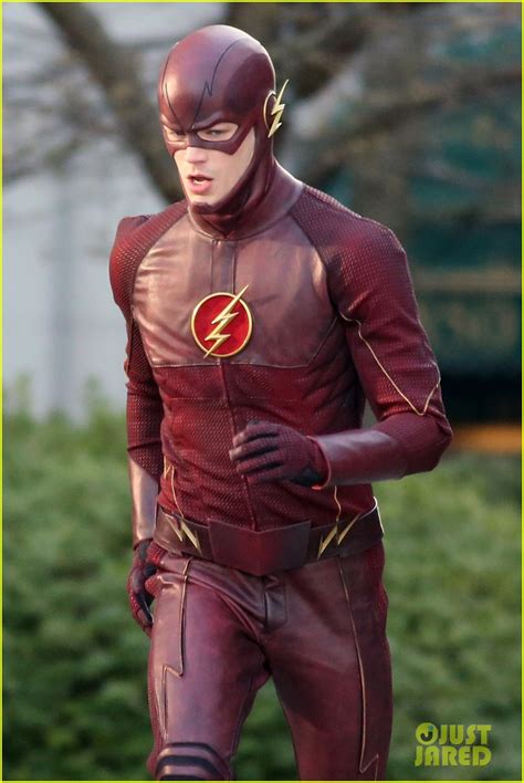 Full Sized Photo Of Grant Gustin Flashes Into Action 06 Photo 3071212