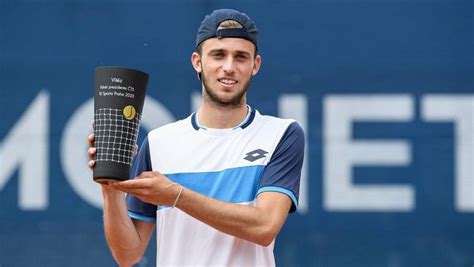 Kořenář mění po trejdu klub, hvězda pryč z nashvi. Sezona naděje pro český tenis! Macháč a spol. zářili, v ...