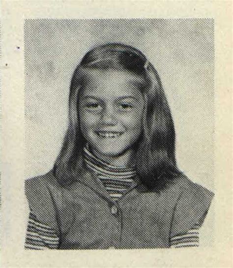 15 photos of gwen stefani. young gwen stefani awwwww how cute was she!! | GS | Pinterest