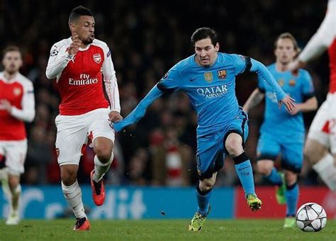 Holding midfielder francis coquelin facing months on sidelines after getting injured as arsenal beat related stories. Lionel Messi Megs Francis Coquelin During Copa Del Rey ...