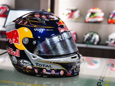 Sebastian vettel | себастьян феттель. 2011 Sebastian Vettel Signed Championship Season Used Red ...