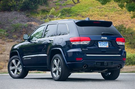 I am thinking about buying a used 2015 overland with 25,000 miles on it. 2014 Jeep Grand Cherokee Review and Pictures | Auto Review ...