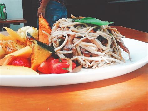 Dona Fiica Restaurante Contemporâneo Saudável
