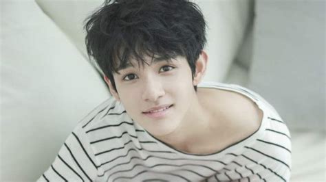 Kim Samuel Singer Age Profile Songs Wiki Parents And More