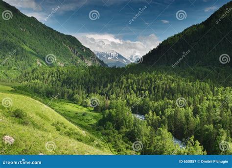 Mountain Valley Stock Image Image Of Expanse Hike Height 650857