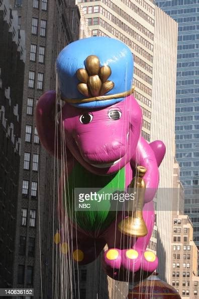 Strike Up The Band Barney Balloon At The 2003 Macys Thanksgiving Day