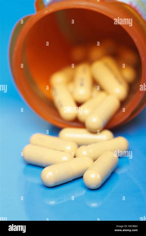 Amoxicillin 500 Mg Capsules Stock Photo Alamy