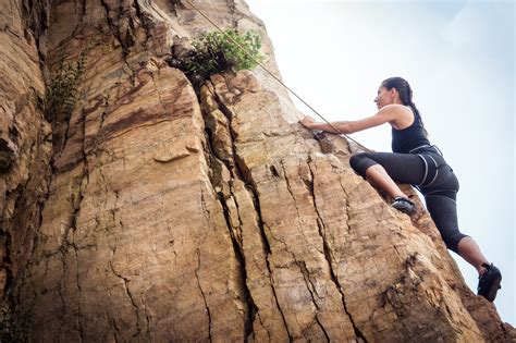 4 Reasons to Try Rock Climbing | ActionHub