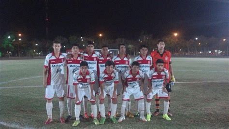 San martin de tucuman ocupa a posição 4 no campeonato primera b nacional e tem pontos 31 na classificação. San Martín de Tucumán por ahora único campeón de la región ...