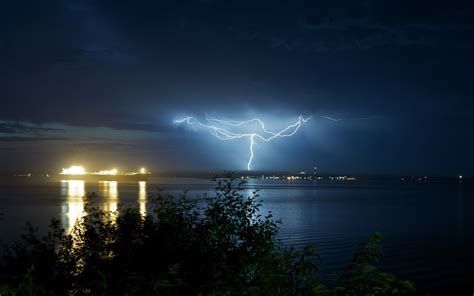 Lightning Storm At Sea Sea Ocean Water Reflection Lights Home
