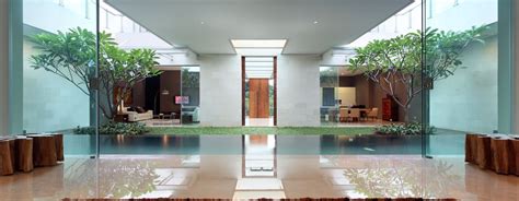What are some great garden ideas? Luxury Garden House In Jakarta | iDesignArch | Interior ...