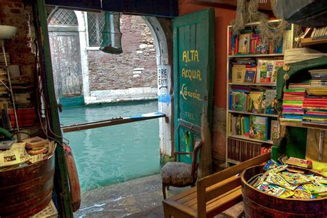 Libreria Acqua Alta Venices Flooded Bookstore Amusing Planet