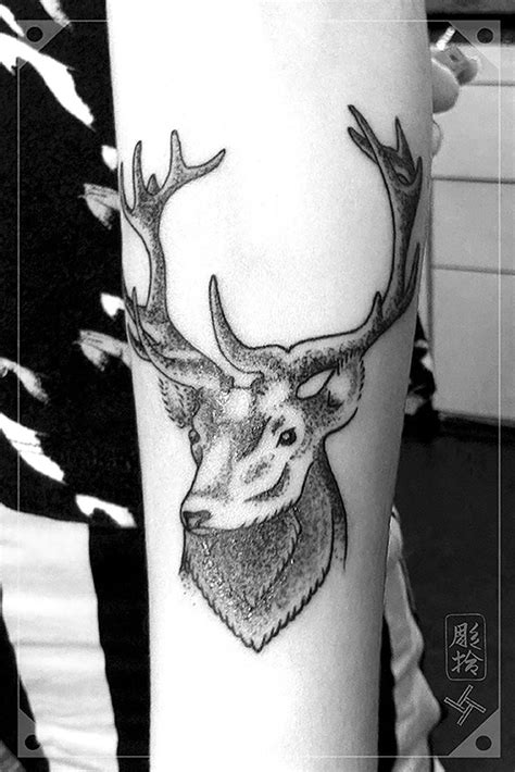 Deer Dotwork Deer Head Tattoo Head Tattoos Geometric Tattoo