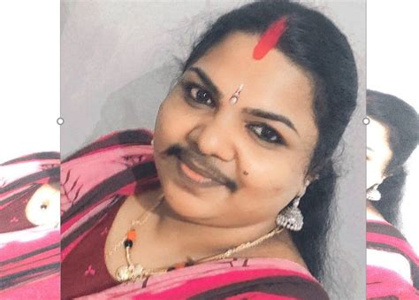 Керала познакомьтесь с индианкой которая хвастается своими усами Eng News