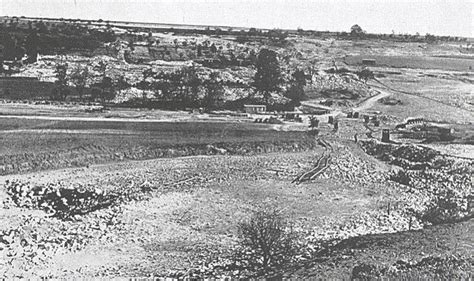 Lidice (německy liditz) jsou obec se 489 obyvateli (2014) ve středočeském kraji, 20 km. Image result for lidice | República checa, Masacre, Checoslovaquia