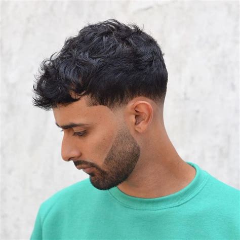 20 Wavy Hairstyles For Men Trending In 2022