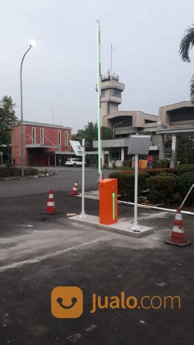 Sistem Parkir Long Range Rfid Di Kota Jakarta Timur Dki Jakarta