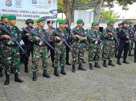 Patroli Gabungan Tni Polri Siap Amankan Pemilu Mbs77sulbarcom