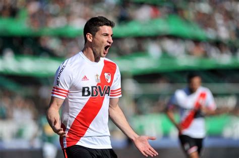 Sorpresivamente, lucas alario fue convocado este lunes para integrar la selección argentina que realizará una gira por estados unidos, donde disputará dos partidos amistosos ante méxico y chile. Alario convocado en reemplazo de Higuaín | El Gráfico