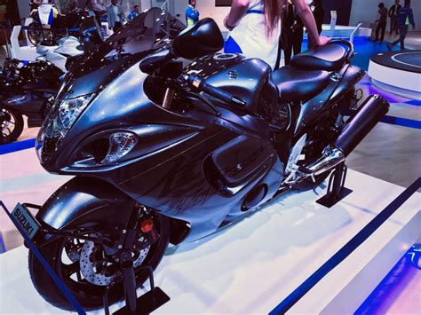 Specifications, appearances, equipment, color, features, materials and other items of suzuki products shown are subject to change by manufacturer at any time. Sudha Murthy Books in 2020 | Suzuki hayabusa, Super bikes ...
