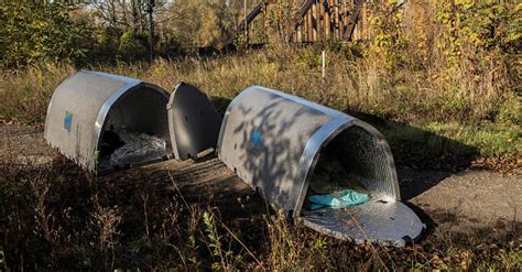 Iglou Is An Insulated Waterproof Shelter For Homeless People
