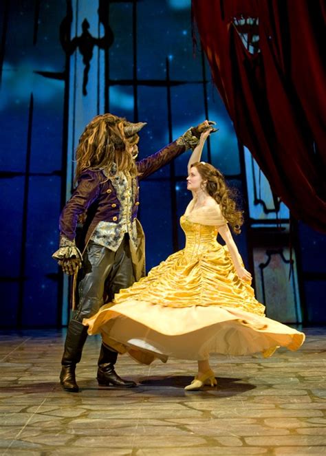 Chicago Theater Review Beauty And The Beast Chicago Shakespeare