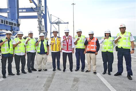 Menhub Minta Stakeholder Pelabuhan Kuala Tanjung Tingkatkan Kinerja