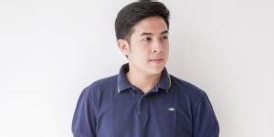 Let's take a look at jerome polin's current relationship, dating history, rumored hookups and past exes. Biodata Jerome Polin, Lengkap Umur dan Agama, YouTuber Indonesia yang Kuliah di Jepang