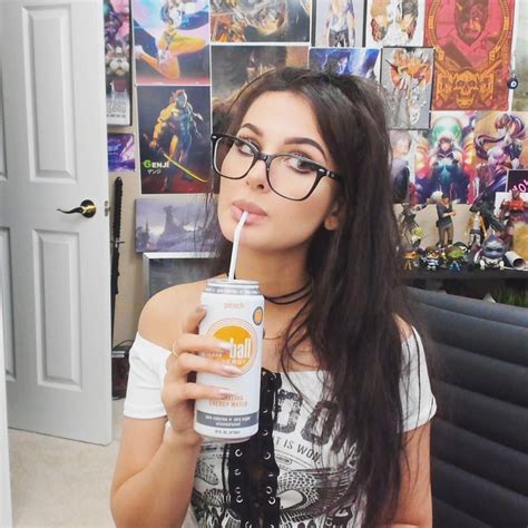 I Live Off Energy Drinks 😫 Sssniperwolf Sniper Wolf Famous Youtubers