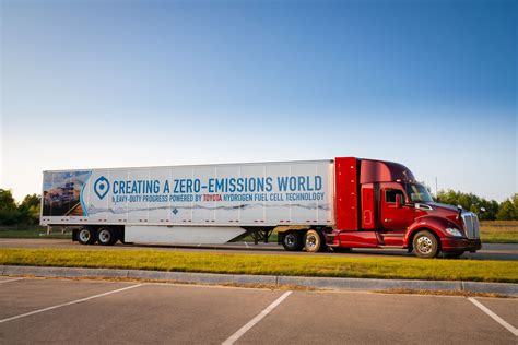Paccar Displays Innovative Electric And Hydrogen Fuel Cell Trucks At