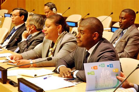 The annual general meeting approved the company's financial statements for the financial year 2015 and decided to distribute a dividend of 0.17 euros per share. Overwhelming support for UNV at Executive Board annual ...