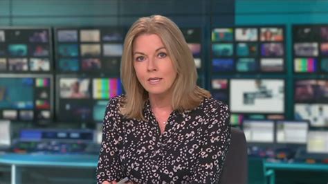 Mary Nightingale Itv News 27022020 Youtube