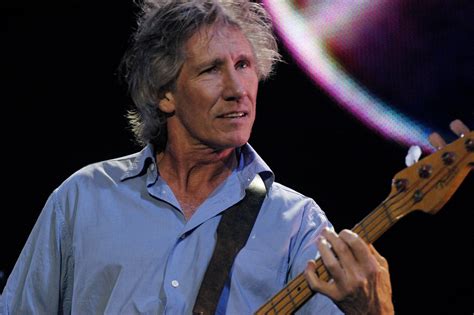 Centre videotron, québec, qc roger waters: 11 cosas que tal vez no sabías de Roger Waters