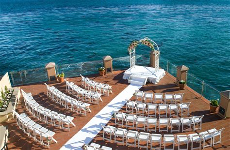 9 Wedding Venues On The Monterey Bay With Ocean Views See Prices